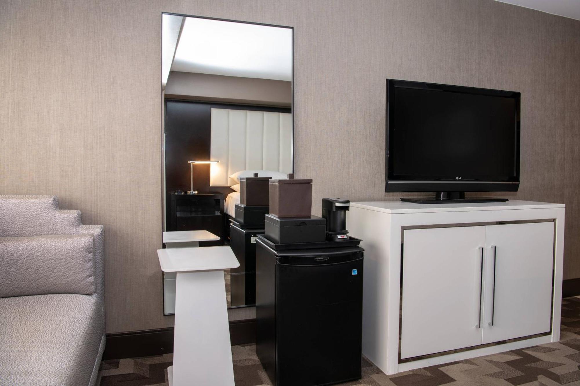 Beverly Hills Marriott Лос-Анджелес Экстерьер фото